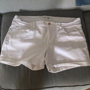 Old Navy Semi-Fitted Jean Shorts, White